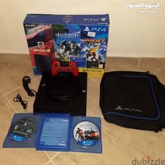 ps4, one controller and one bag two CD with box and cable all 0