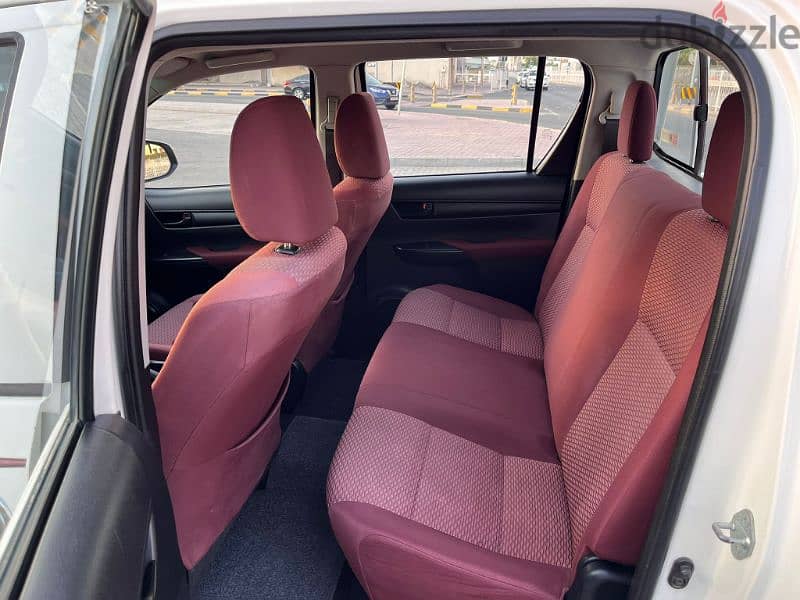 Toyota Hilux 2.7 model 2016 Bahrain Agency 5