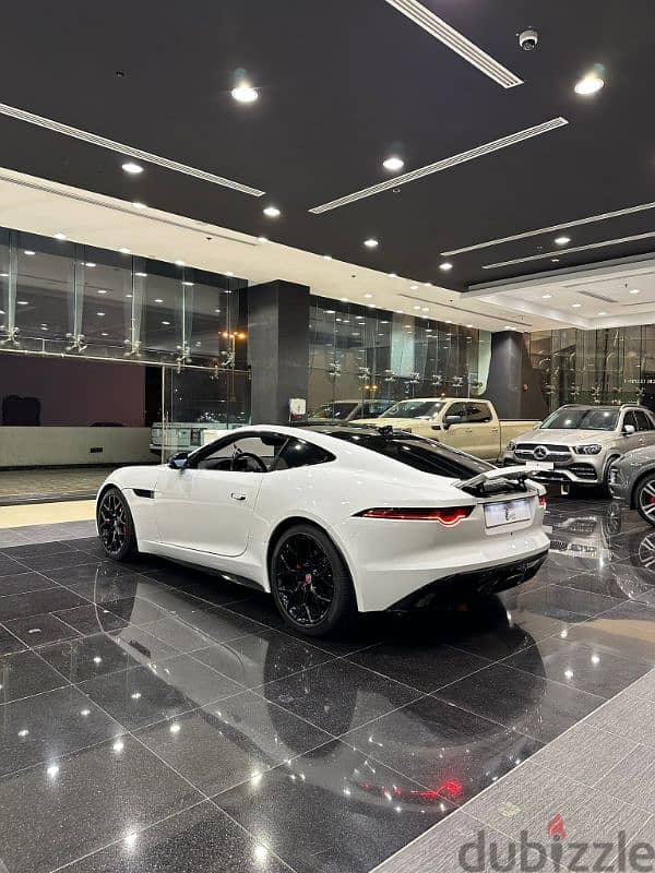 Jaguar F-TYPE Coupe Model  2020 6