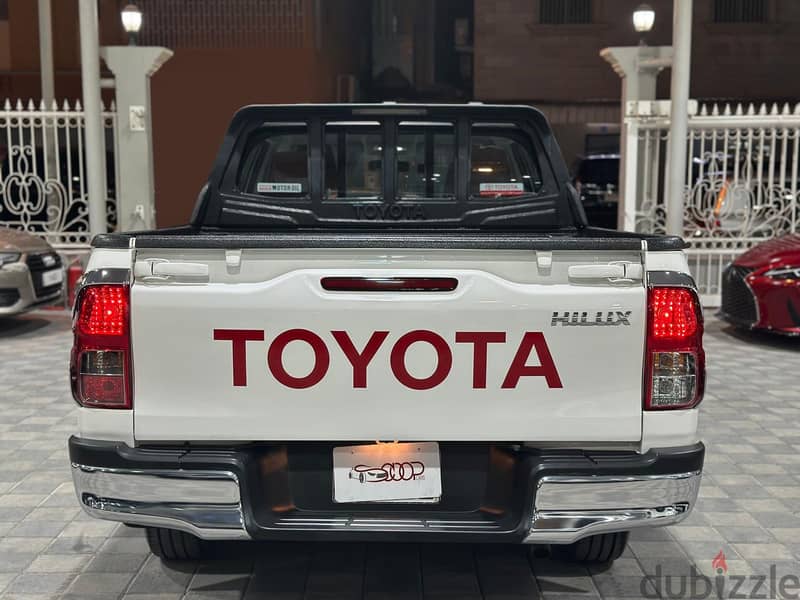 Toyota Hilux 2019 2.7 9