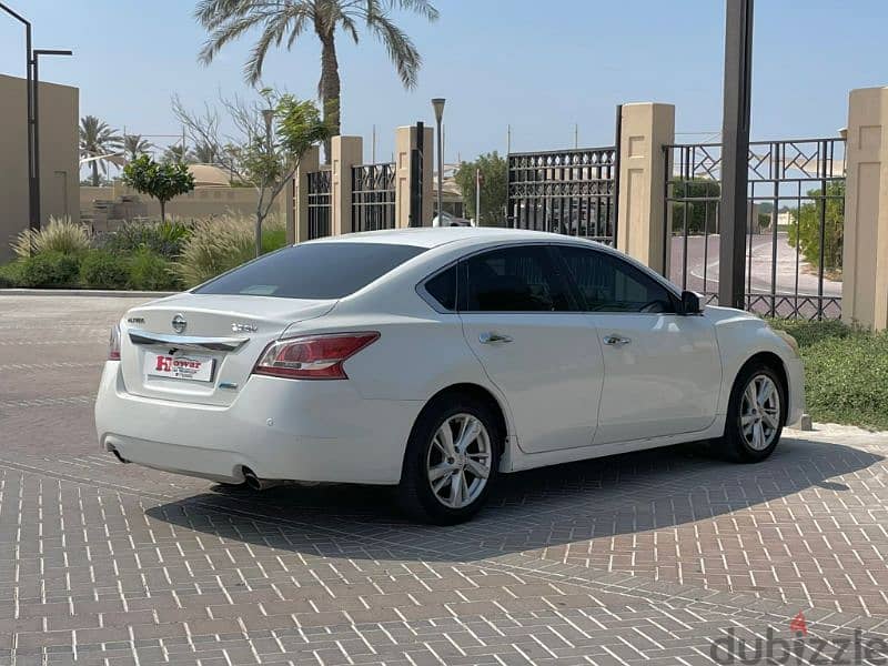 2013 model Nissan Altima for sale 4