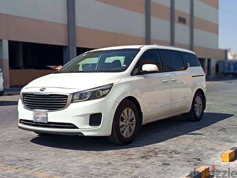 Kia Carnival 2016 V6 3.3L Single Owner 8 Seater SUV Type Car For Sale 2