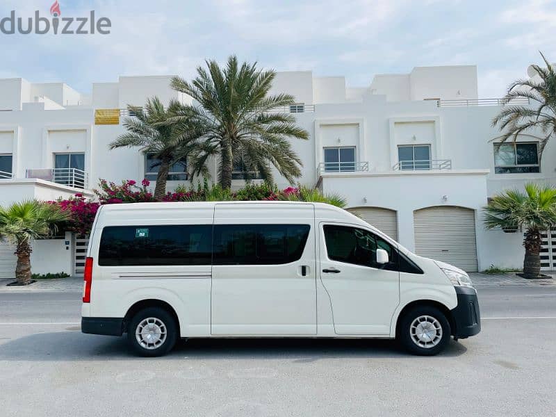 Toyota Hiace Executive High roof 2019 model 13 Seater for sale. . . 13