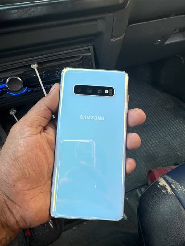 s10 plus 128gb with box good working no scratch 1