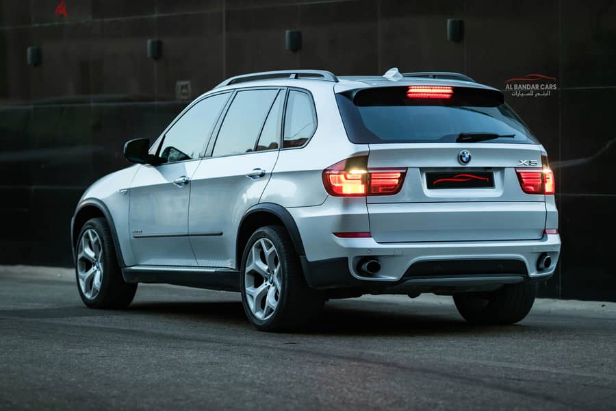 BMW X5 2011 Excellent Condition Silver 9