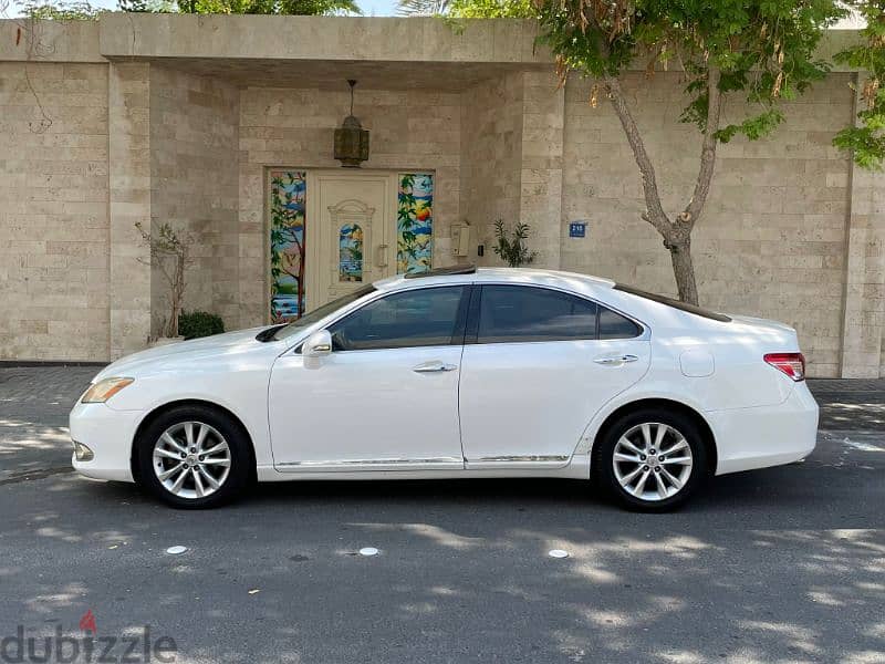 2010 model Lexus ES 350 2