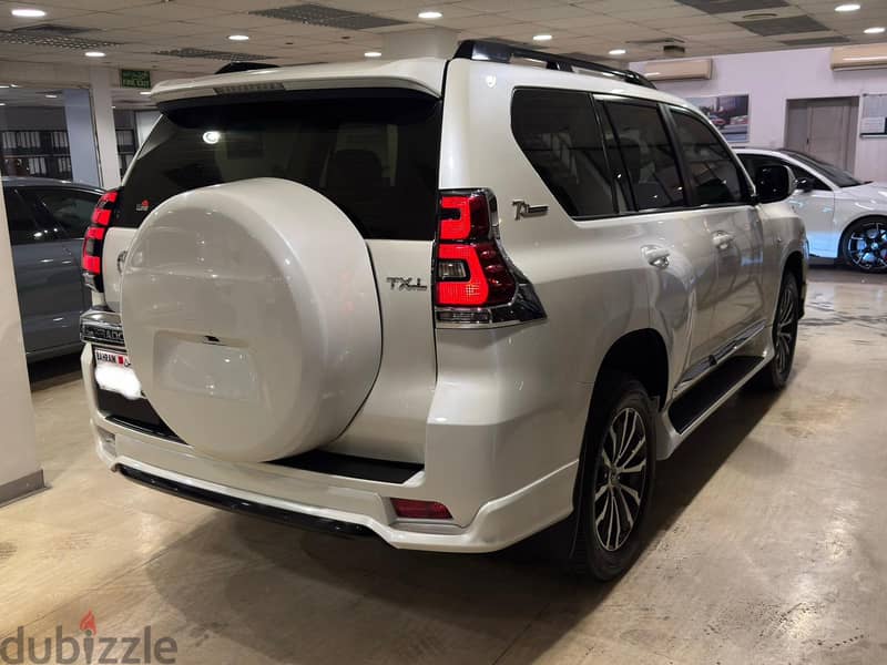 TOYOTA PRADO 2022 V6 70th Anniversary Edition 18