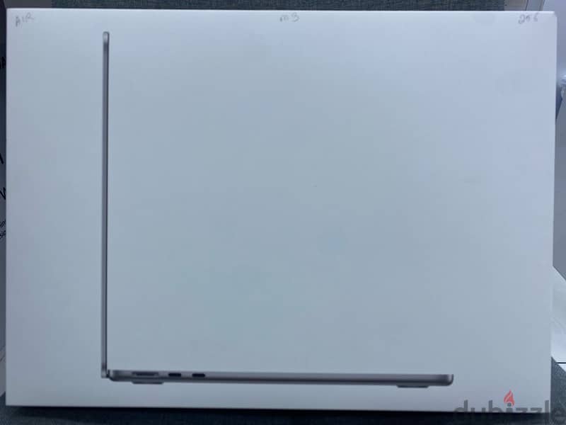 MacBook Air 13inch M3 256GB 0