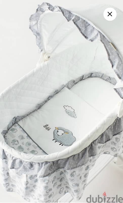 juniors Rudy Sheep Print Bassinet with Canopy 1