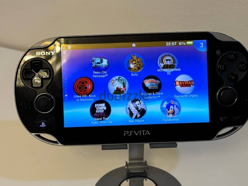 sony psvita 1000 oled model 64gb memory, 30 games 0