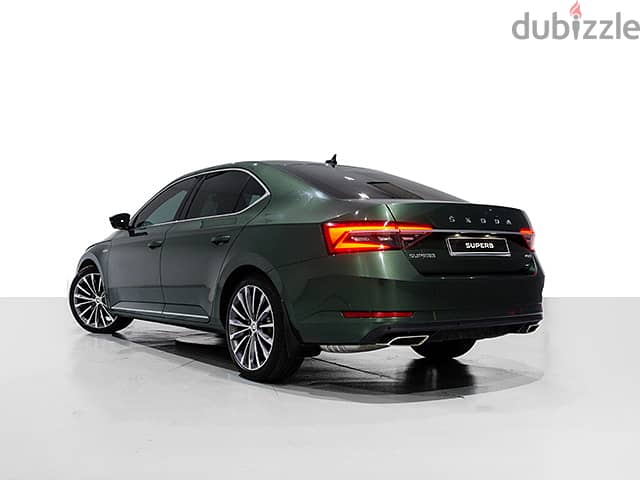 Skoda Superb 2021 L&K 1