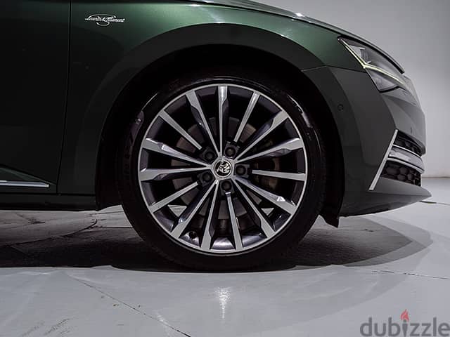 Skoda Superb 2021 L&K 4