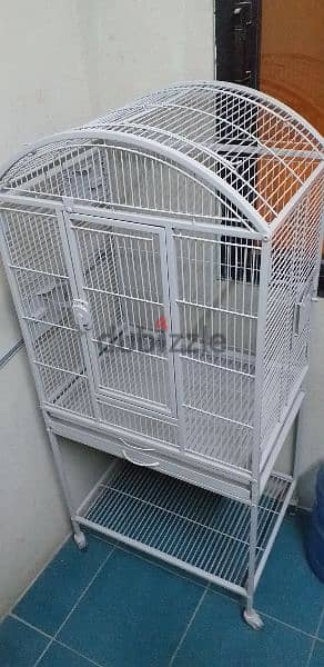 Big cage for sale pls call WhatsApp on. 38810781 bd35 2