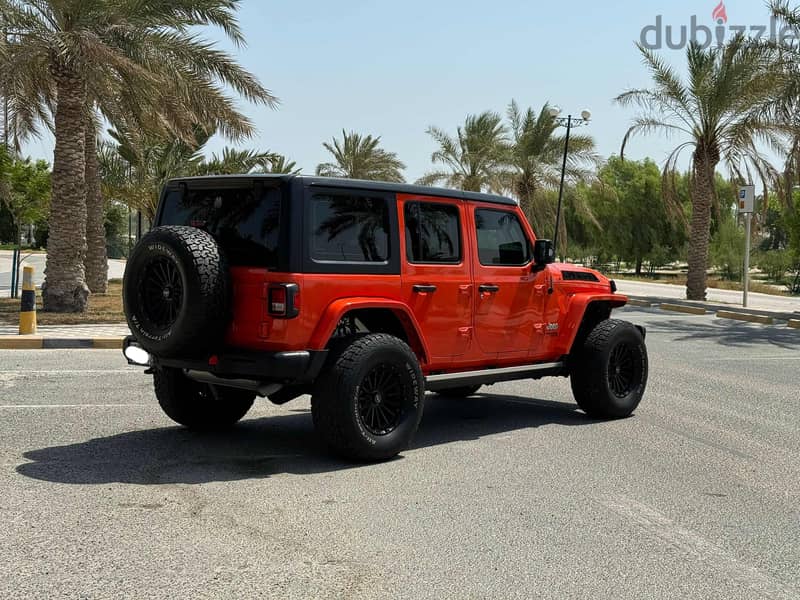 Jeep Wrangler sport 2020 orange 6