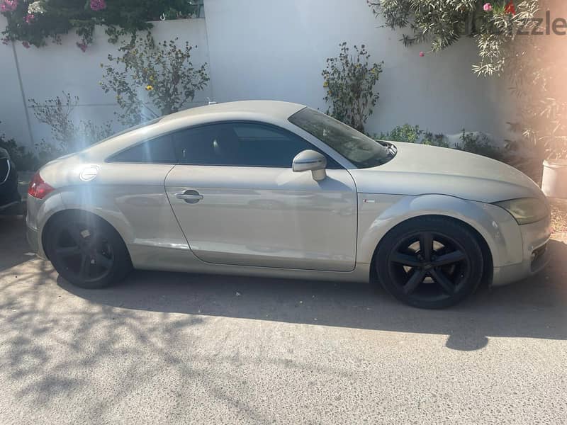 Urgent sale Audi TT 2010 2010 1