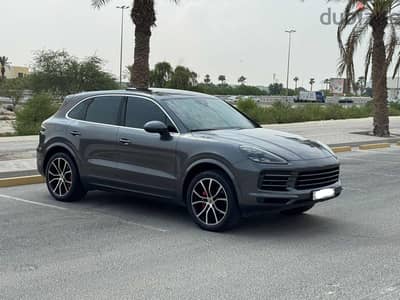 Porsche Cayenne 2019 grey