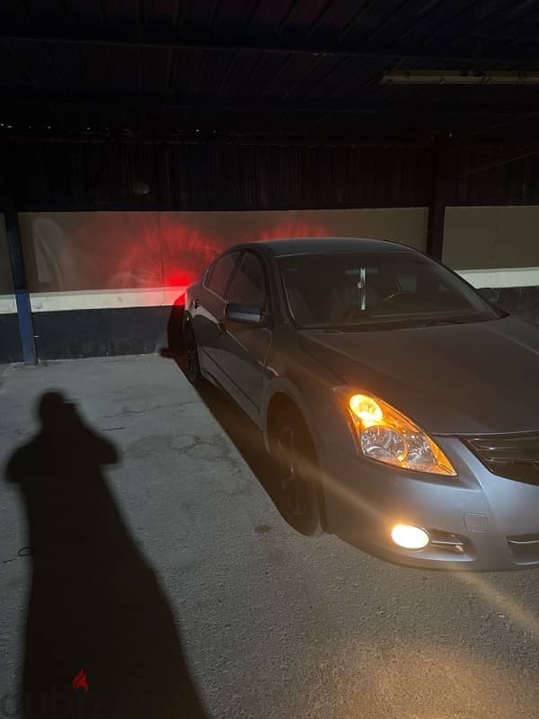 Nissan Altima 2010 1