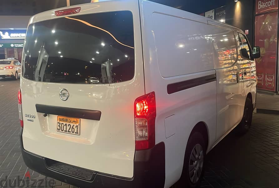 Well maintained Nissan Urvan 2015 for sale 4