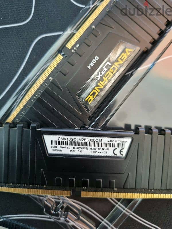 Corsair Vengeance LPX DDR4 RAM 16GB (2x8GB) 3000MHz 1