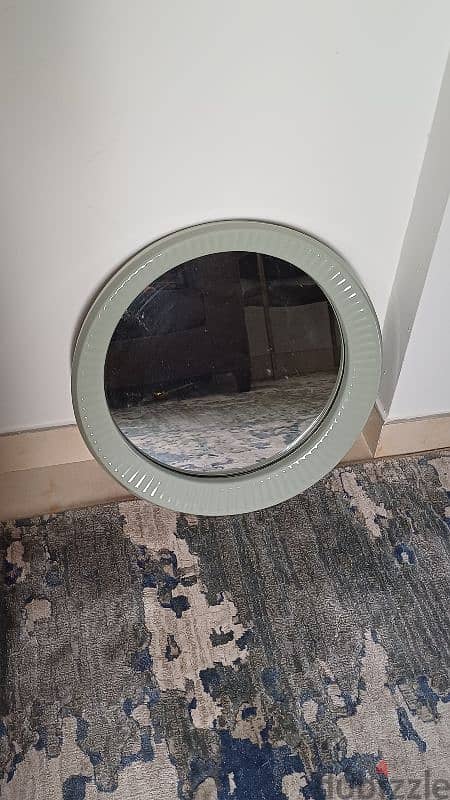 ceramic mirror for sale good condition 1