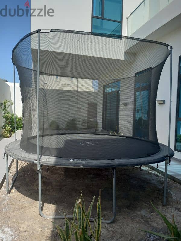 Trampoline 0