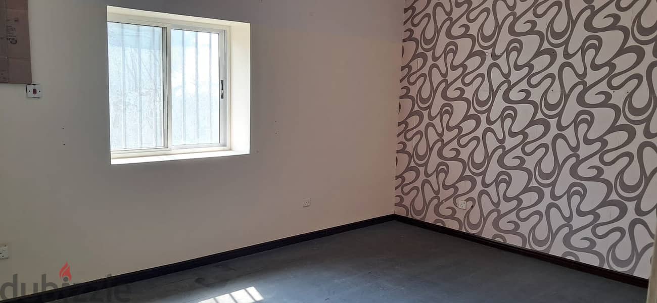 Larg apartment for rent in Bani Jamra 3