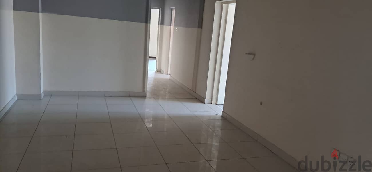 Larg apartment for rent in Bani Jamra 7