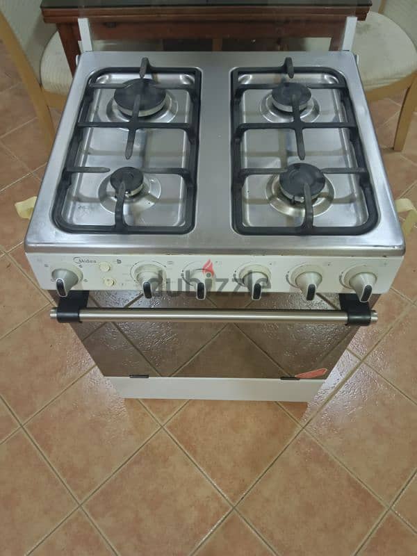 Cooking range for sale. 1