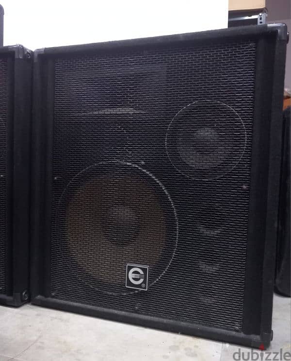 1000w and 700w Speakers 0