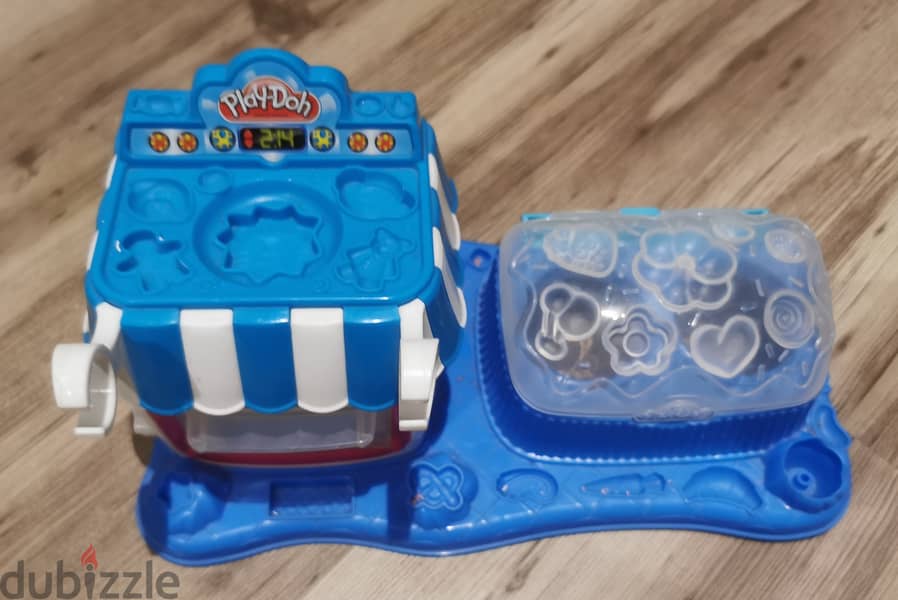 Play-Doh sweet shop dessert station cake maker 0