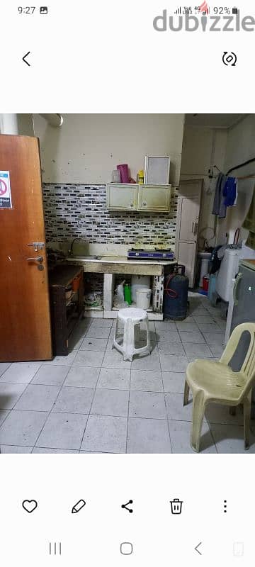 bed space available near macromart. 22 bd with ewa. Ph# 39554410 2