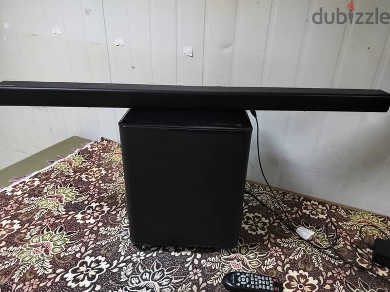 Samsung sound bar 0