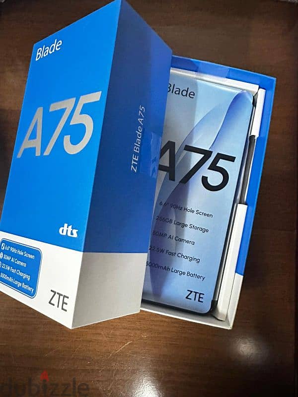 ZTE Blade A75 256GB almost new with Phone Box. Charger and case also 3