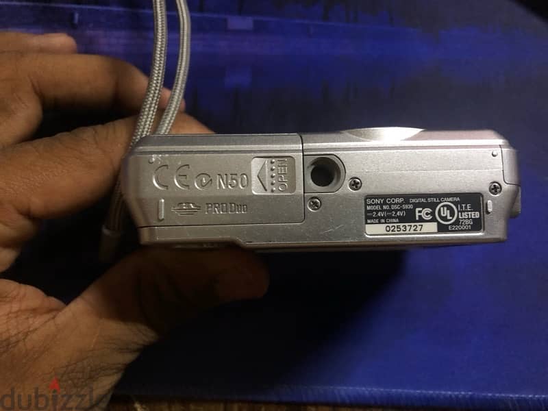 SONY CYBER SHOT(SELLING FOR PARTS) 3