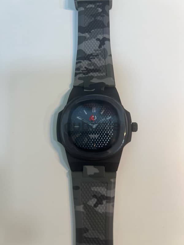 Nuun Official Watch - Camo Classic Limited Edition - Bahraini brand 5