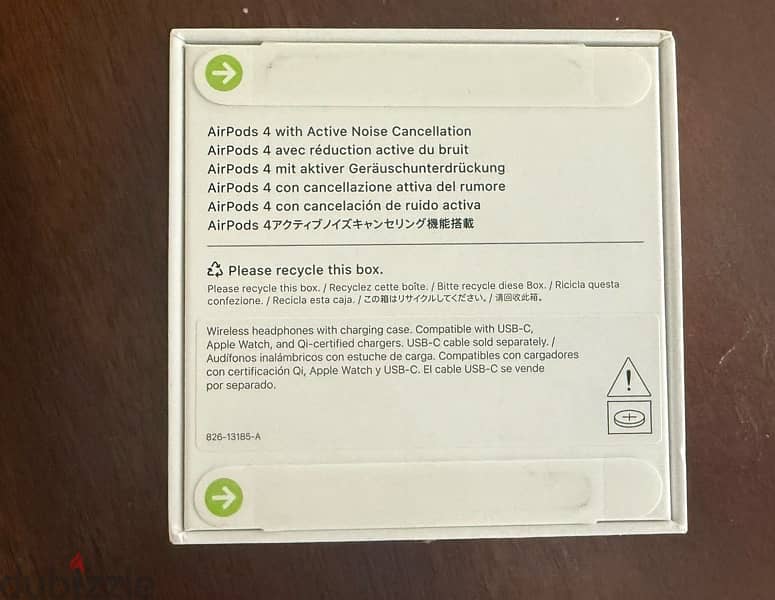 New sealed - Apple AirPod 4 with active noice cancellation 3