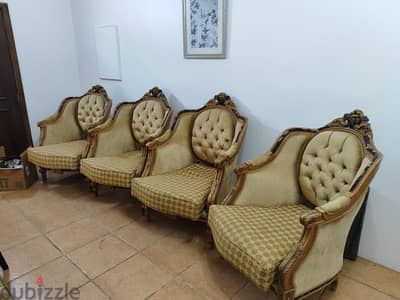 4 chairs in good condition