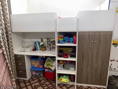 kids bed in good condition vast spacious storage