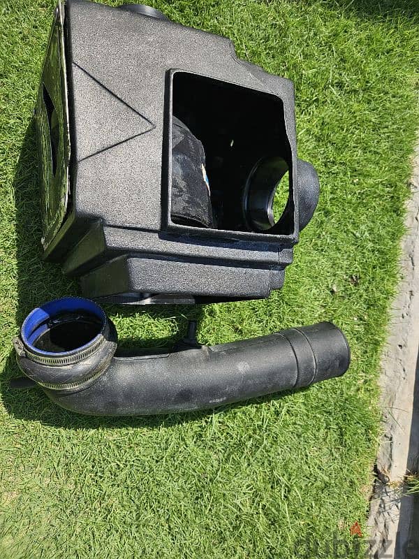 VOLANT AIR INTAKE 1