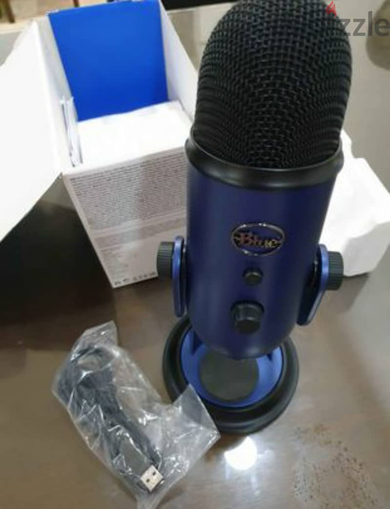 Brand New Blue Yeti USB Microphone for streaming and gaming 1