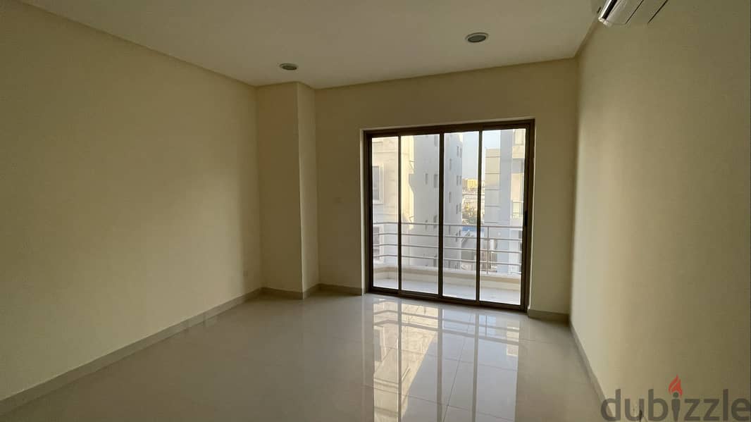 semifurnished flat without EWA in Buhair near Alsalam hospital 3