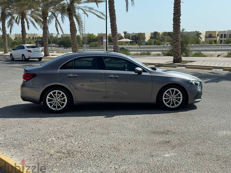 Mercedes-Benz A 200 2021 GREY 2