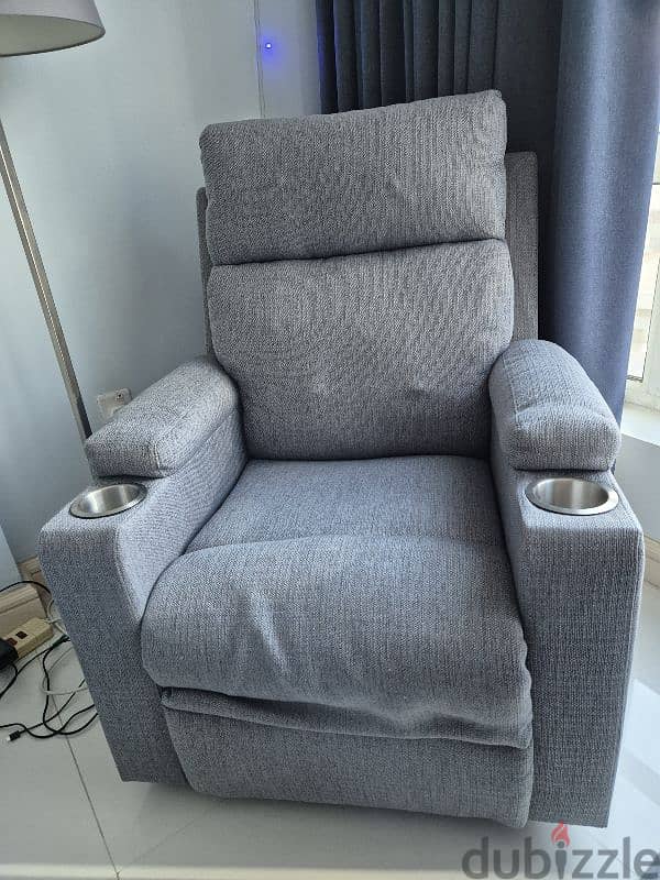 Recliner with a massager 0