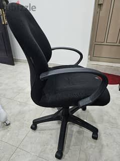 Office chair 0