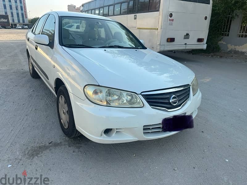 Nissan Sunny 2011 1