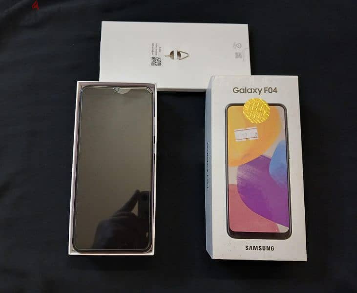 Samsung Galaxy F04 4GB ram 64GB storage with box and charger not 2