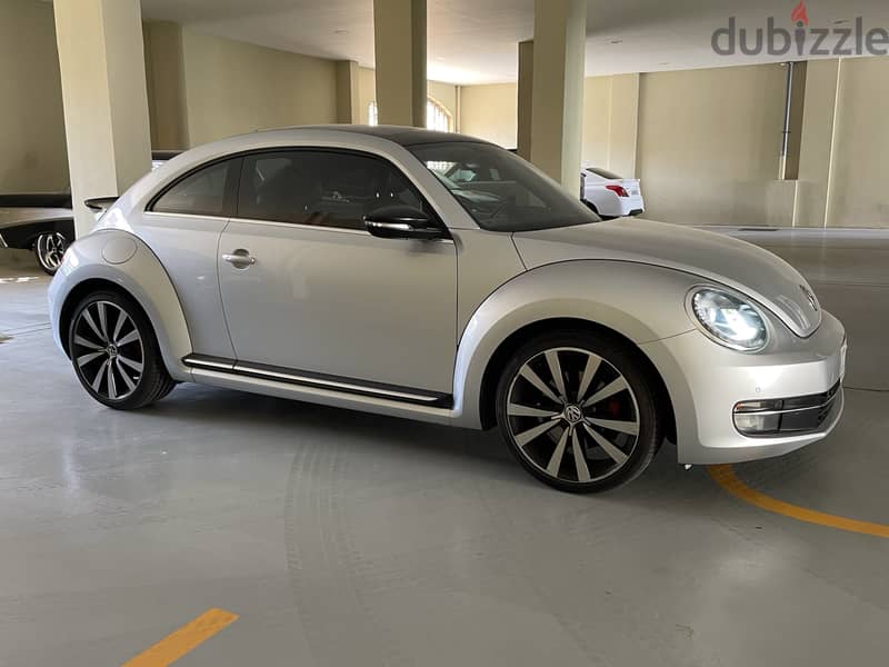 Volkswagen Beetle 2015 R-line 1