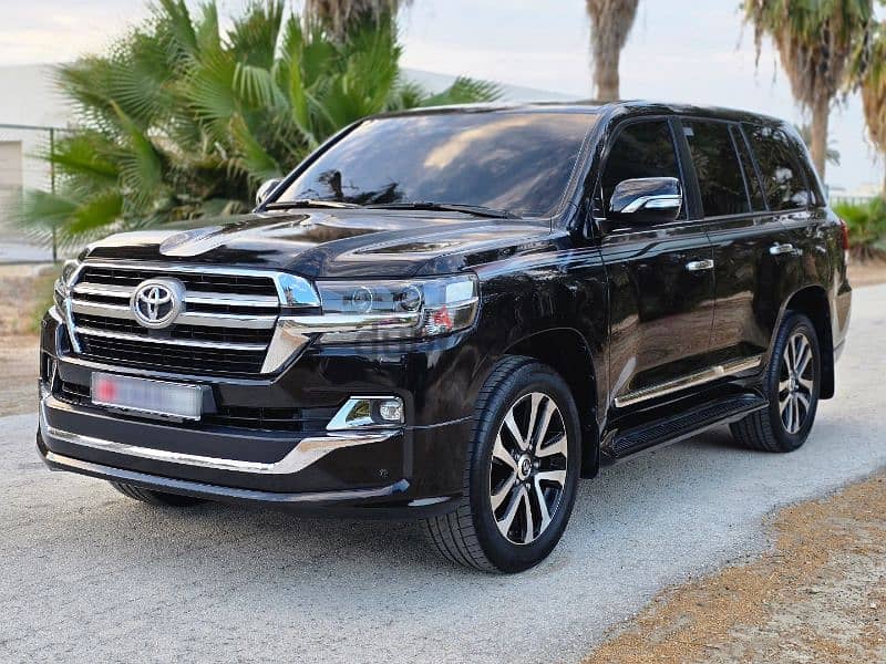 Toyota Land Cruiser 2019 V8 Grand Touring 2