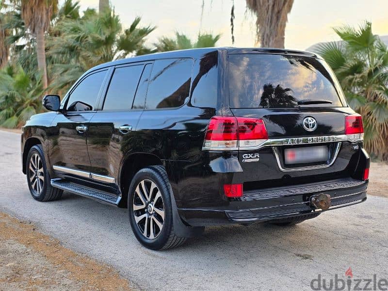 Toyota Land Cruiser 2019 V8 Grand Touring 5