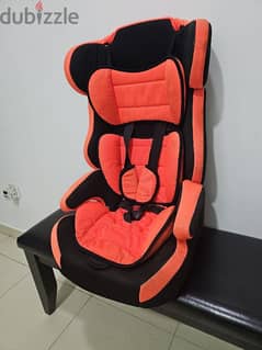 car seater 10bd good condition 0